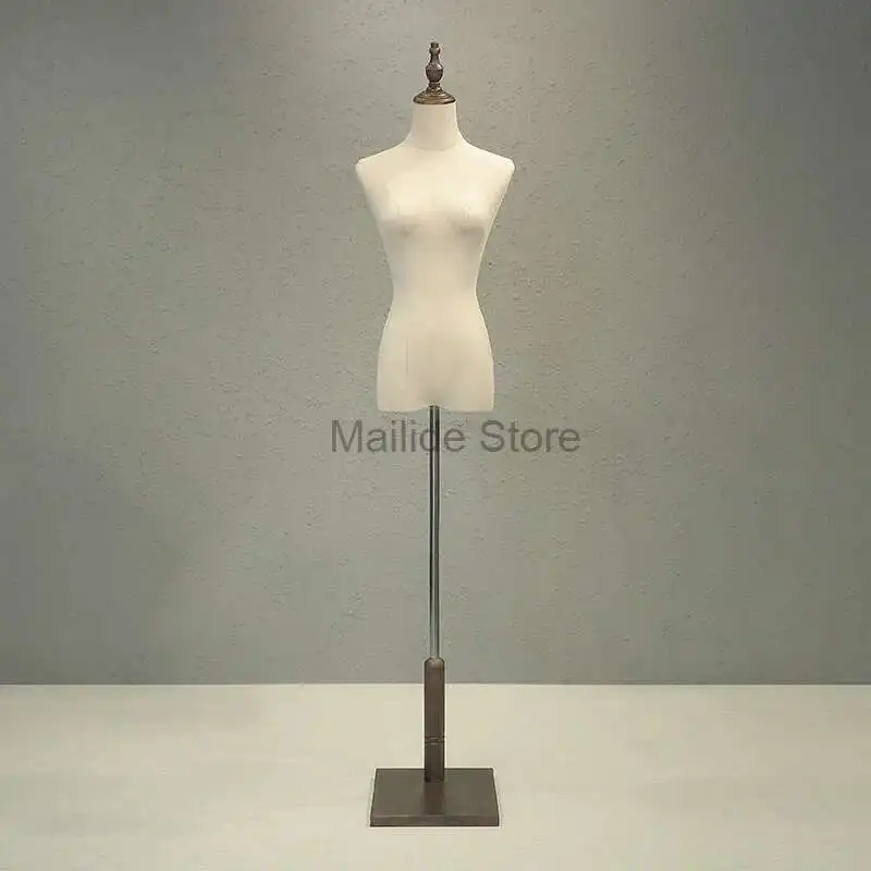 

Nordic Mannequins for Women's Clothing Store Women's Adult Mannequin with Wooden Arm Wedding Clothing Display Adjustable Rack