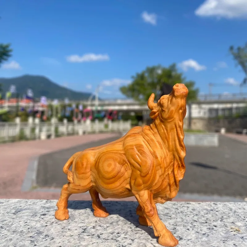 Boxwood Wood Carving Ox Statue, Feng Shui Wall Street Bull Home Decor, Collectible Handpiece Crafts for Living Room