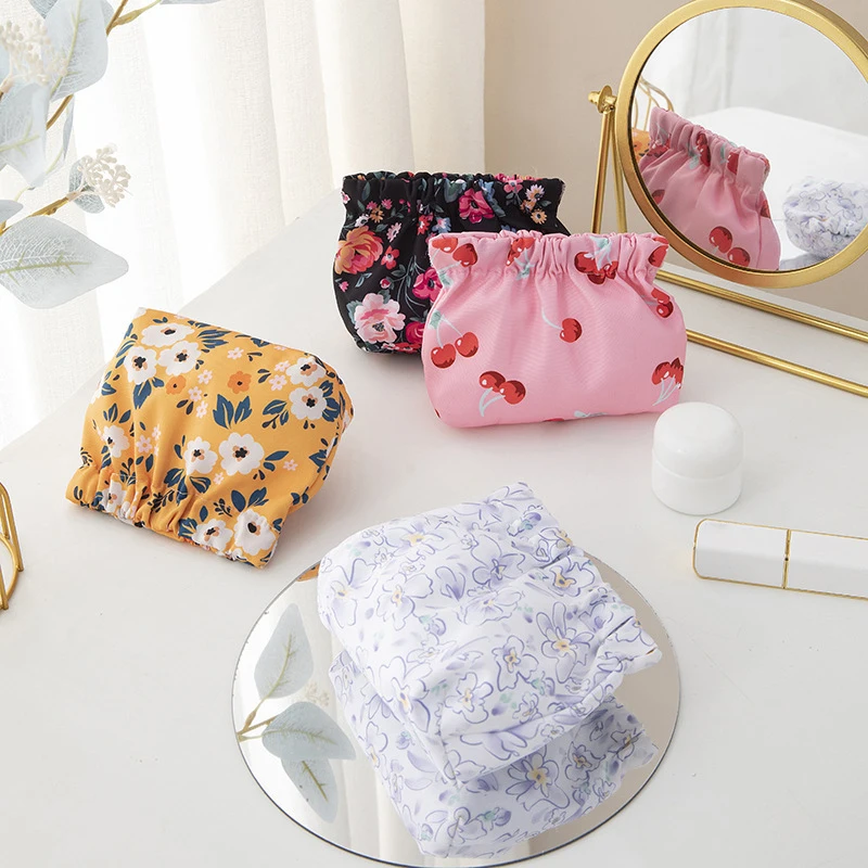 Cute Floral Prints Cosmetic Bag Oxford Cloth Self-Closing Makeup Pouch Coin Purse Lipstick Earphones Jewelry Organizer