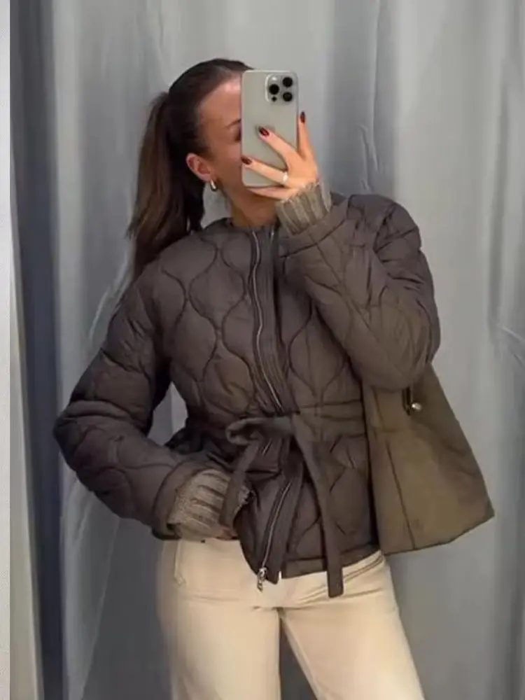 

HH Woman Winter Round Neck Zipper Long Sleeves Wear A Belt Cotton Short Jacket Female Leisure Keep Warm Loose Street Style Coat