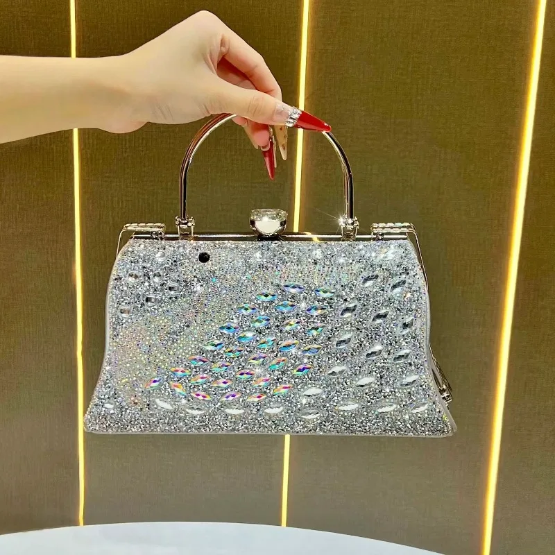 

Luxury Evening Party Handbags Mother of Groom/bride Wedding Silver Women's Bling Crystal Princess Bag with Crossbody Chain