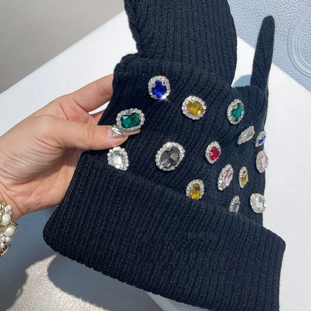 Women's Coloured Diamond Autumn-Winter Knitted Hat Woolly Beanie with 3D Mouse Ears Stylish Ear-Warming Cold-Weather Hat