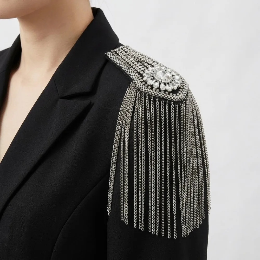 Retro Epaulet Tassel Chain Shoulder Board Punk Alloy Fringe Shoulder Mark Cool Breastpin Epaulette Girl