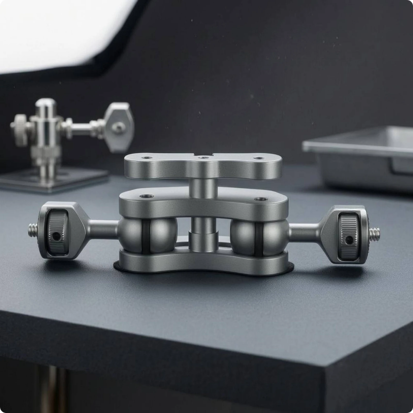 

Double-Ball-Joint Mount Easy Installation Articulated Bracket Horizontal Swivel Bracket Steel Hardware Corrosion Resistant