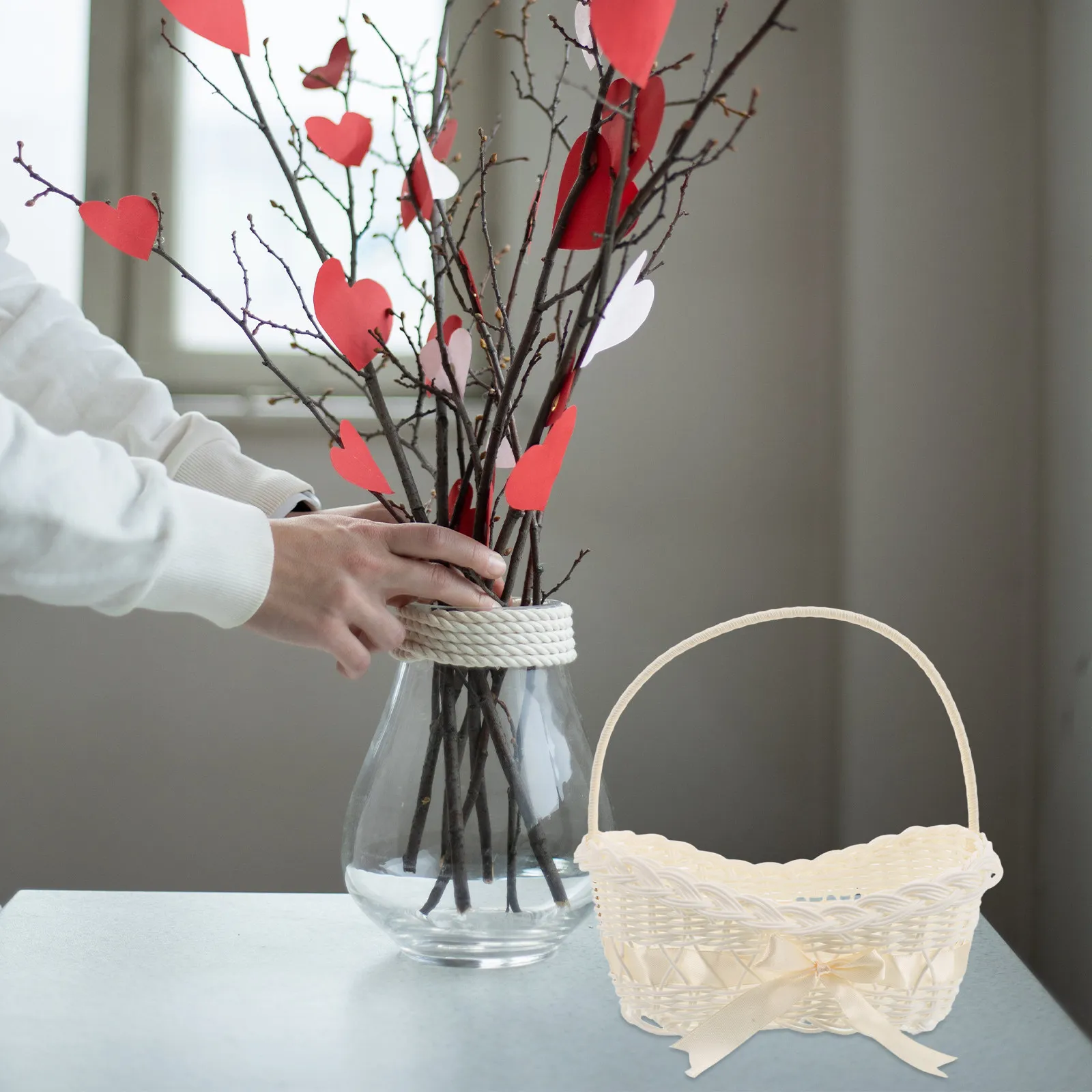 White Boho Flower Basket Imitation Rattan Hand-Held Wedding Flower Girl Bowknot Petal Ceremony Decorative Basket