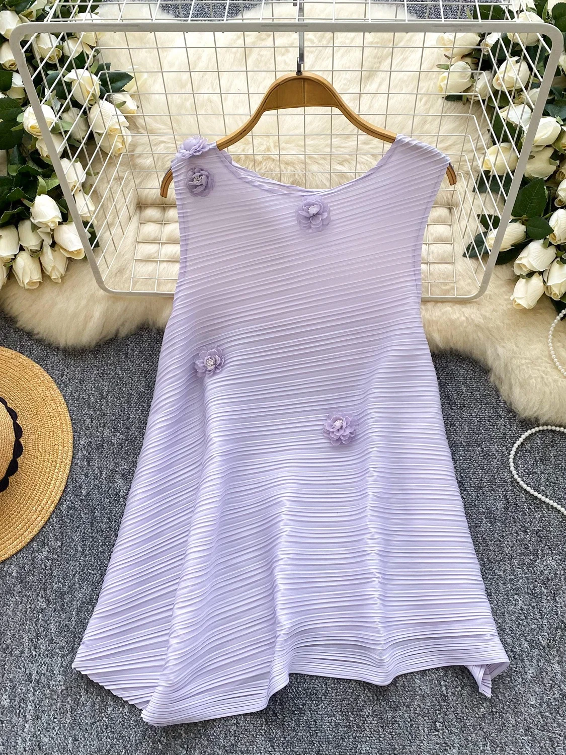 Top E Sem Mangas F de Verão com Pregas e Flores 3D Estilo Solto e Moderno para o Dia a Dia Coreano Sem Marca