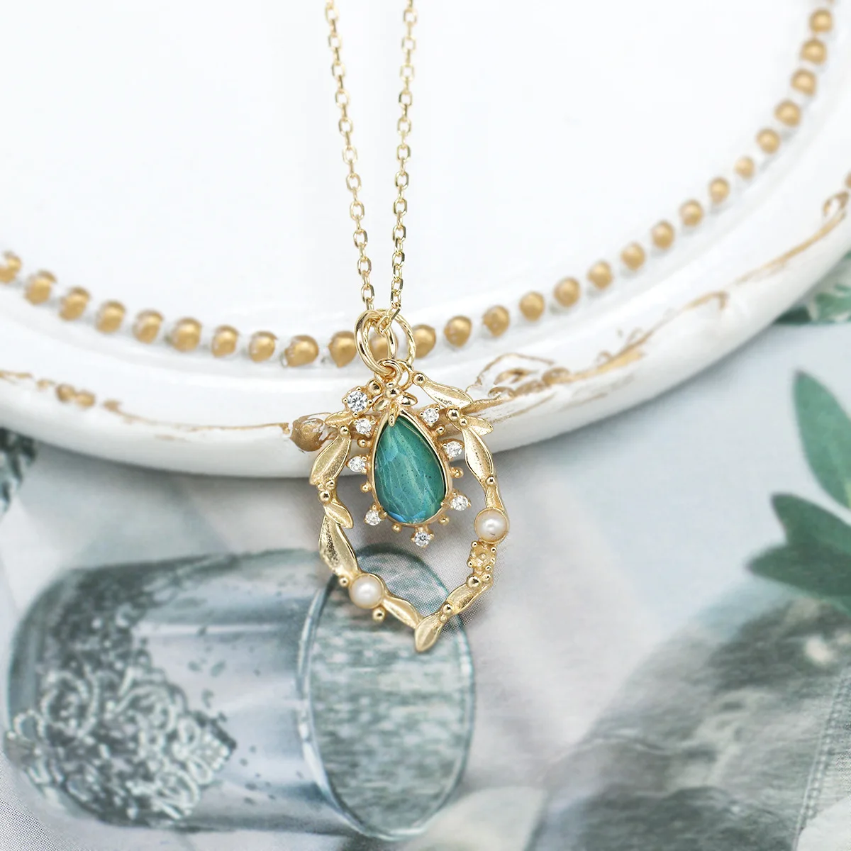 Vintage Picture Frame Teardrop Natural Malachite Pearl Leaves Gold Plated 925 Sterling Silver Pendant Necklace Retro For Women