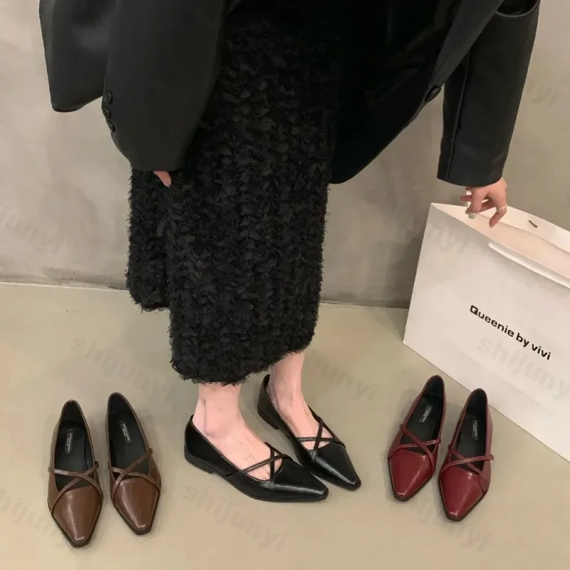 Fashion Cross Strap Women Mary Jane Shoes New 2025 Autumn Pointed Toe Dress Flat Shoe Ladies Red Soft Sole Ballet Shoes Zapatos
