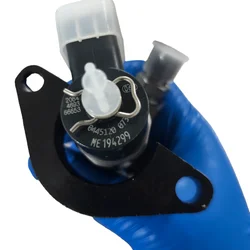 High quality New 0445120073 0986435550 ME194299 107755-0230 Fuel Injector Auto Engine Parts