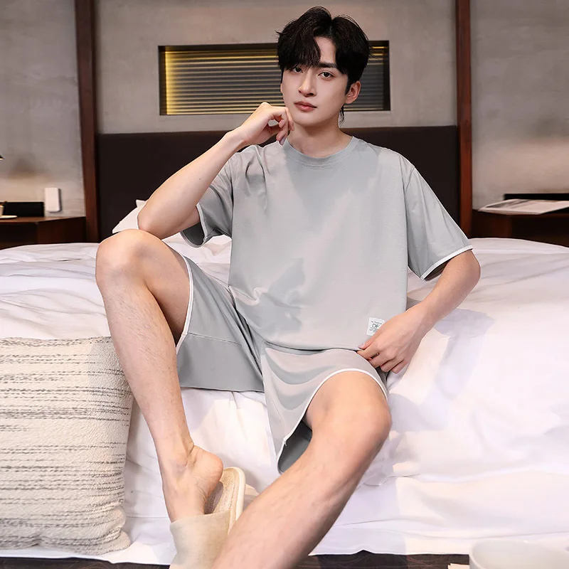 Men's short-sleeved pajama set made of modal with silk-like texture for summer, new trendy brand, loose and comfortable home wea