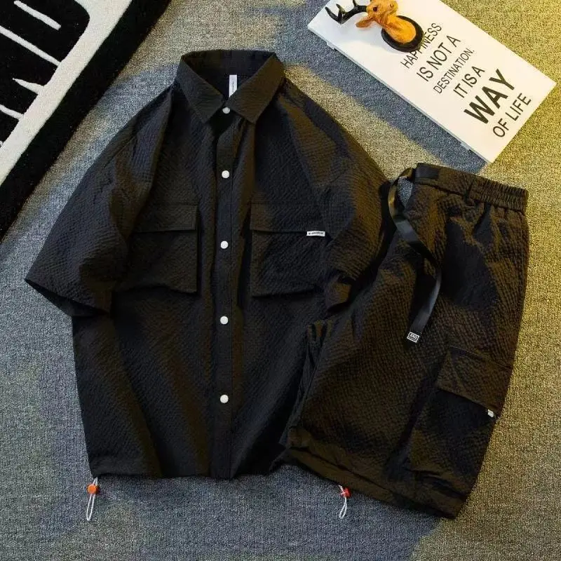 プレーンマンセット ブラックシャツ ショートパンツスーツ メンズ クール アウトドア 2025 トレンド ラグジュアリー エッセンシャル ベーシック KPOP バギー ツーピースセット 韓国