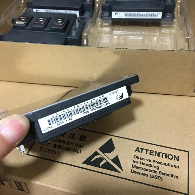 

Original new 2MBI600NT-060 2MBI600U2E-060 2MBI600UE-060 IGBT Module