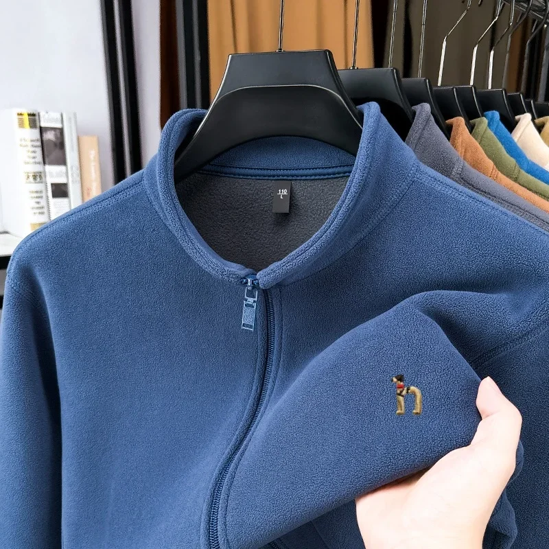 Luxury men's brand exquisite dog embroidery zipper cardigan autumn and winter new comfortable velvet warm hot selling jacket top