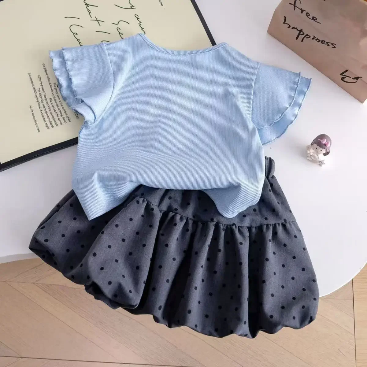 

Girls 2026 New Summer Two-Piece Set Blue Fungus Edge Short Sleeve Top with Polka Dot Flower Bud Skirt Children's Outfit