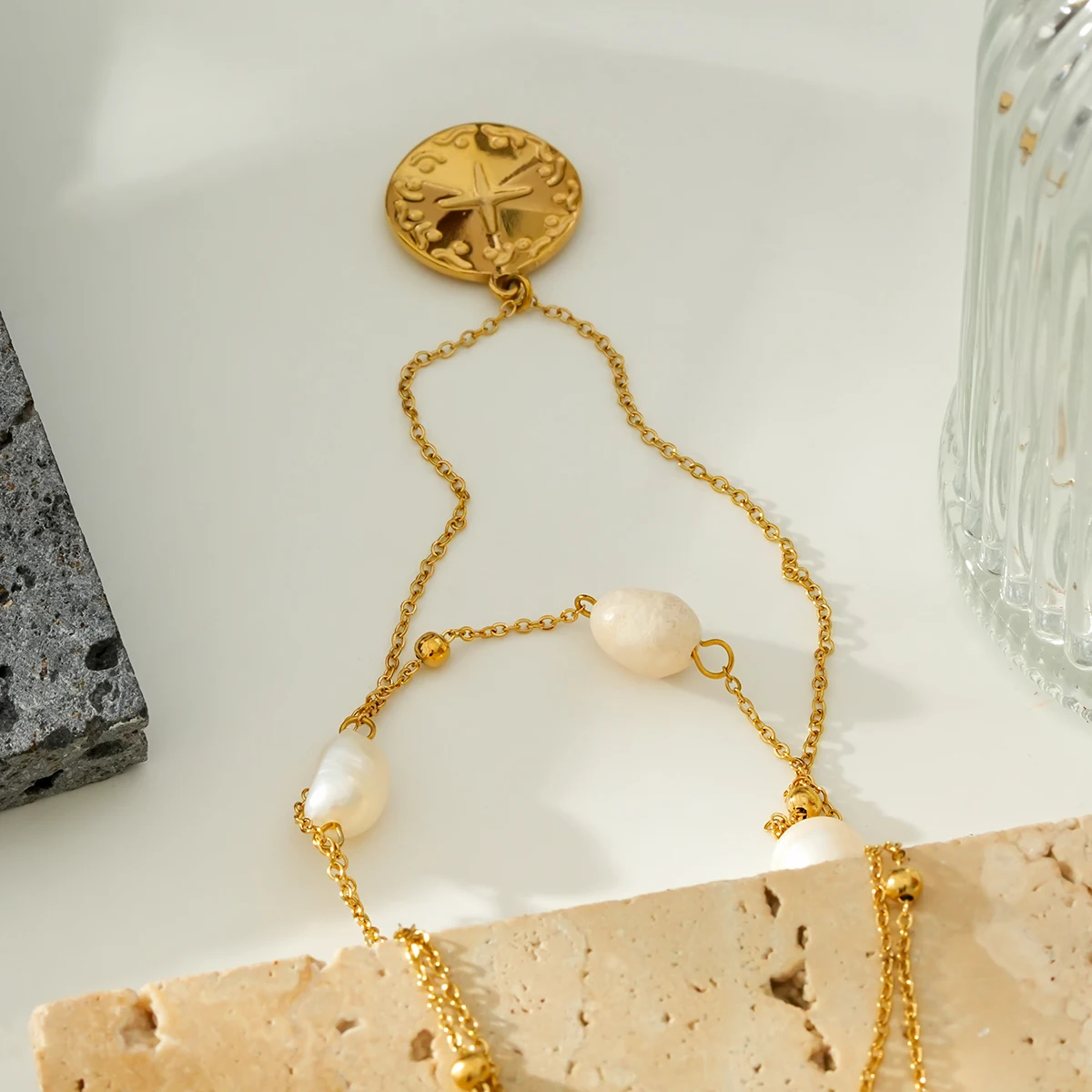 Statement Niche Pearl collarbone chain necklace for women ocean style fashion stacked waterproof non-allergic jewelry gift