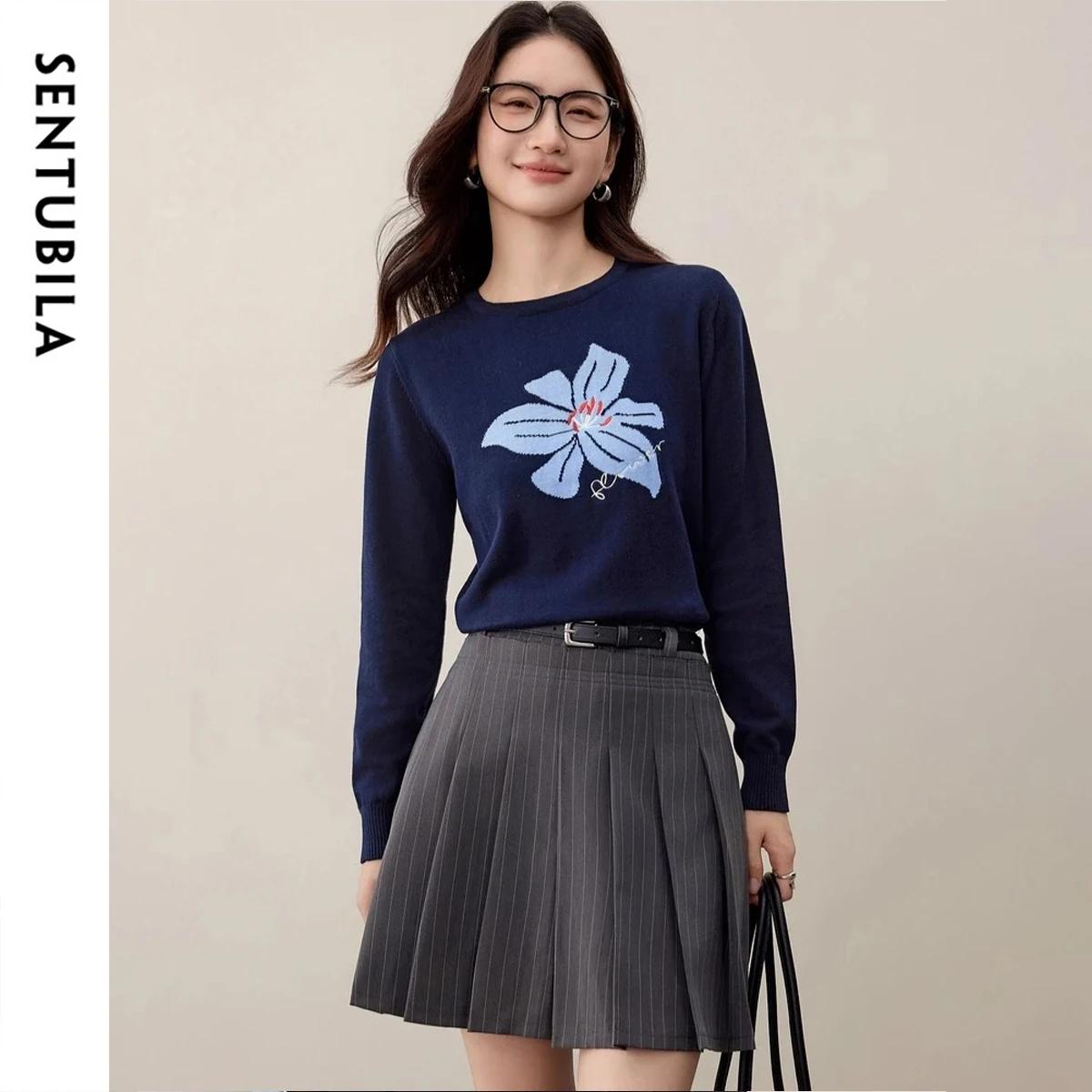 

SENTUBILA Long Sleeve Knitted Sweater Women's Autumn Knitwear Crew Neck Straight Simple Commuter Top Female Clothing W53HE3122