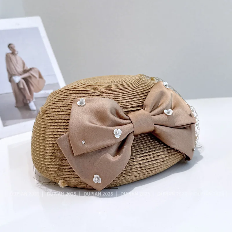 

New Fine Grass Weaving Hepburn Girl Style Mesh Big Bow Beret Hat Outdoor Painter Leisure Hat Fashion Stewardess Hat