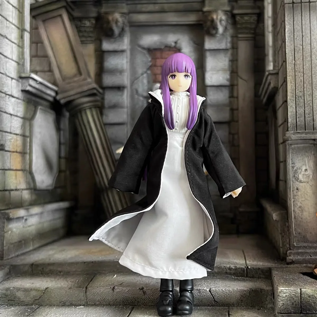 Frieren: Beyond Journey's End Shf Fern Magician Cloth Clothes Anime Action Figure Cloak Applicable 1/12 Toy Built-In Wire