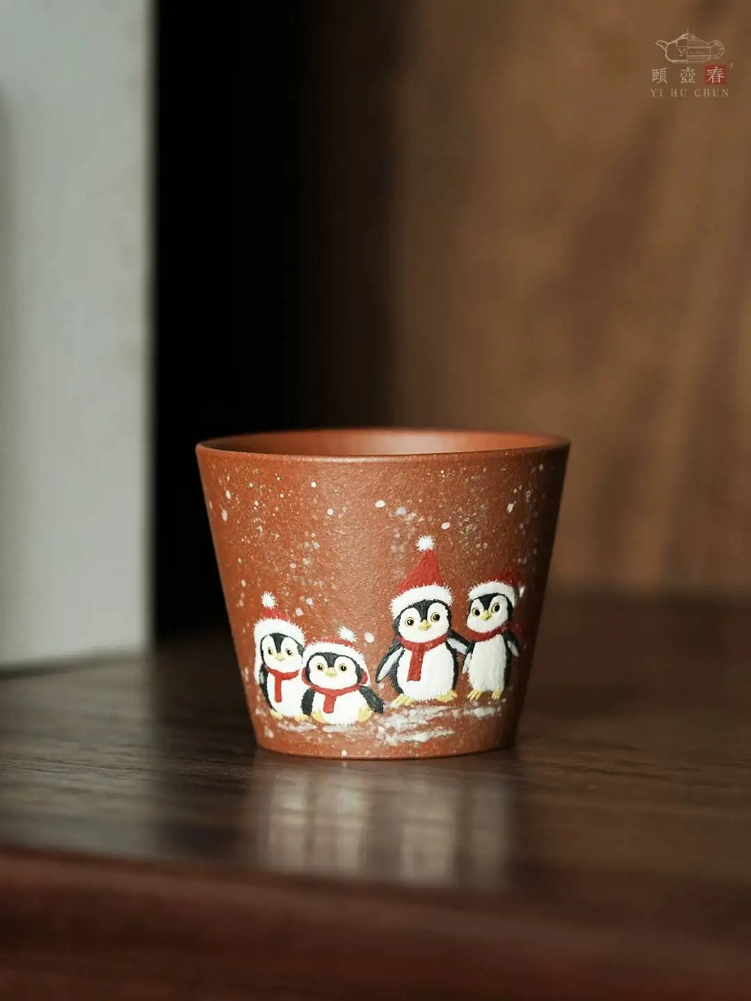 Yihu Chun High-End Yixing Purple Clay Tea Cup, Cute Christmas Little Penguin 100C, Exquisite Hand-Painted Master Cup