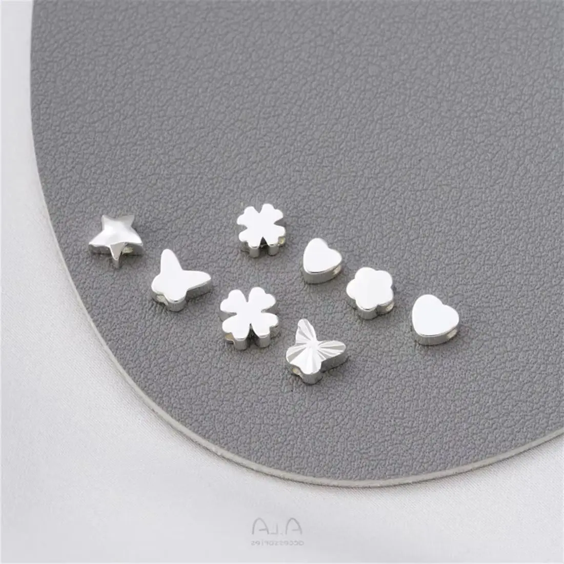 Bag Thick Silver Peach Heart Butterfly Pentagonal Star Small Flower Separated Bead DIY Beading Material Jewelry Accessories C172