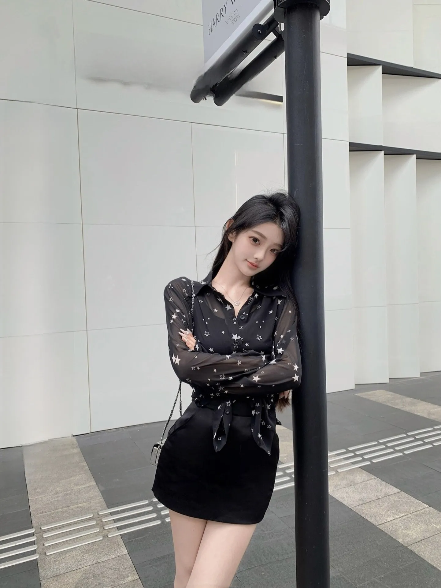 

Galaxy Night Print irt Cool Sensation Lazy Design Boutique Viola Women's Loose Fit Long Sve V-Ne Polyester Fiber