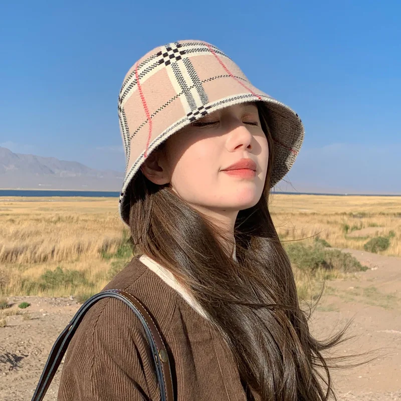 

CAMPUSKITTEN Winter New Luxury Brand Bucket Hat for Women Outdoor Warm Velvet Plaid Wool Casual Basin Fisherman Hat Panama Caps
