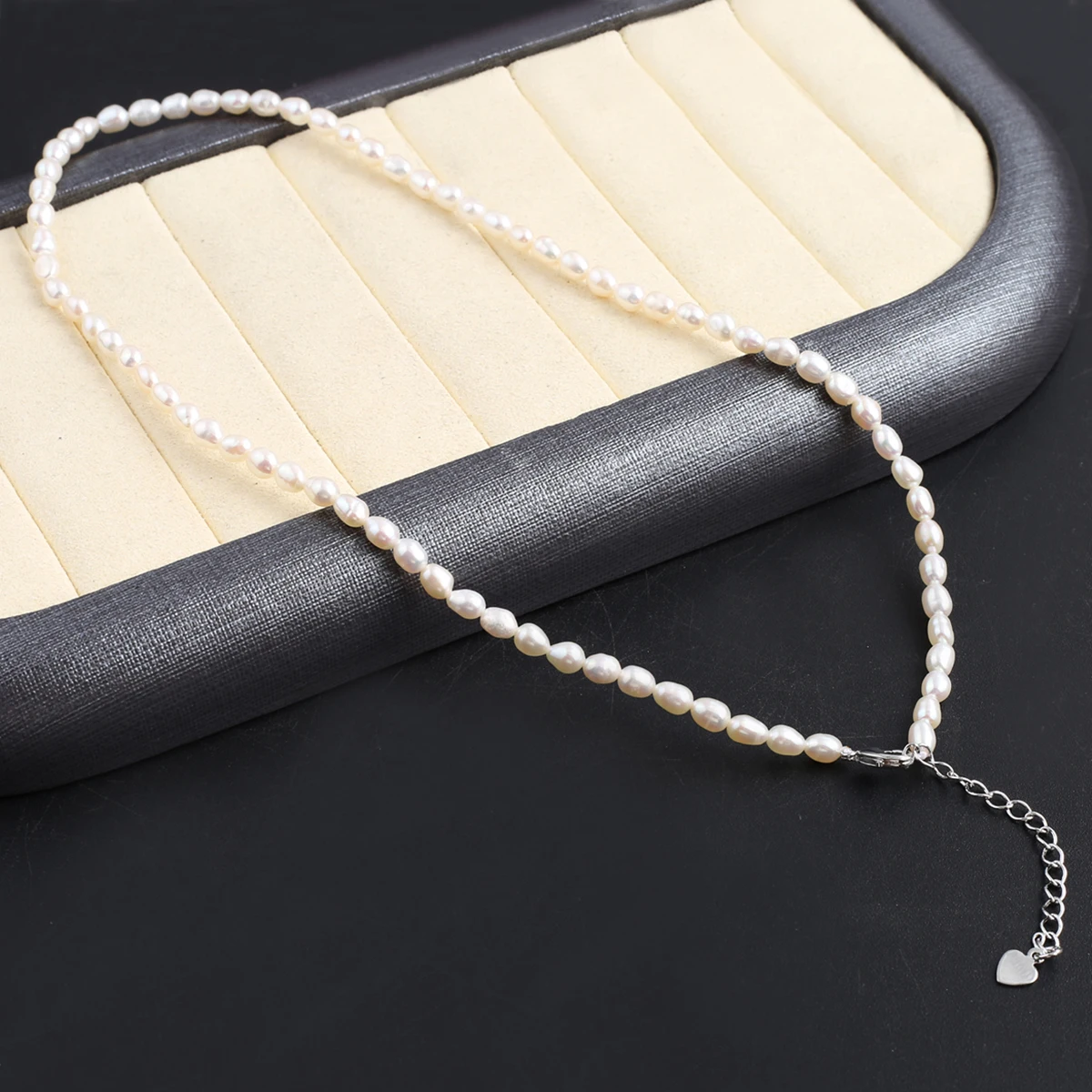 Natural Pearl Rice-Shaped Necklace Exquisite Shape Elegant Appearance for DIY Jewelry Making Handmade Bracelet Necklace