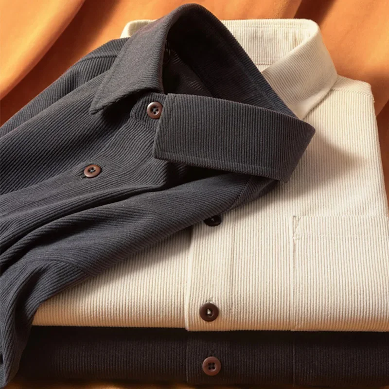 Herbst und Winter Herren neues Cord-Langarmhemd einfarbig bequem lässig vielseitiges Top