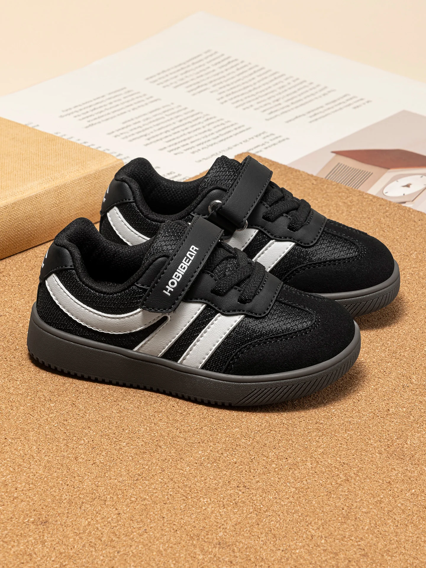 HOBIBEAR Schuhe mit breiter Zehenpartie für kleine Kinder, leichte Turnschuhe mit Klettverschluss, Kunstleder-Mesh-Wanderschuhe für Kleinkinder – Detail 13