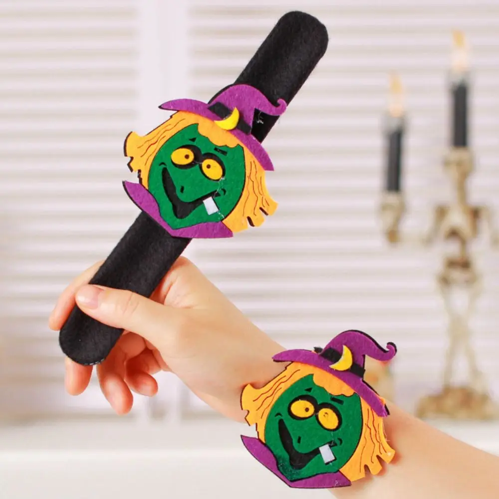 

Cute Pumpkin Halloween Slap Bracelets Spider Ghost Pop Circle Wristband Cartoon Design Witch Hat Hands Clap Circle Festival