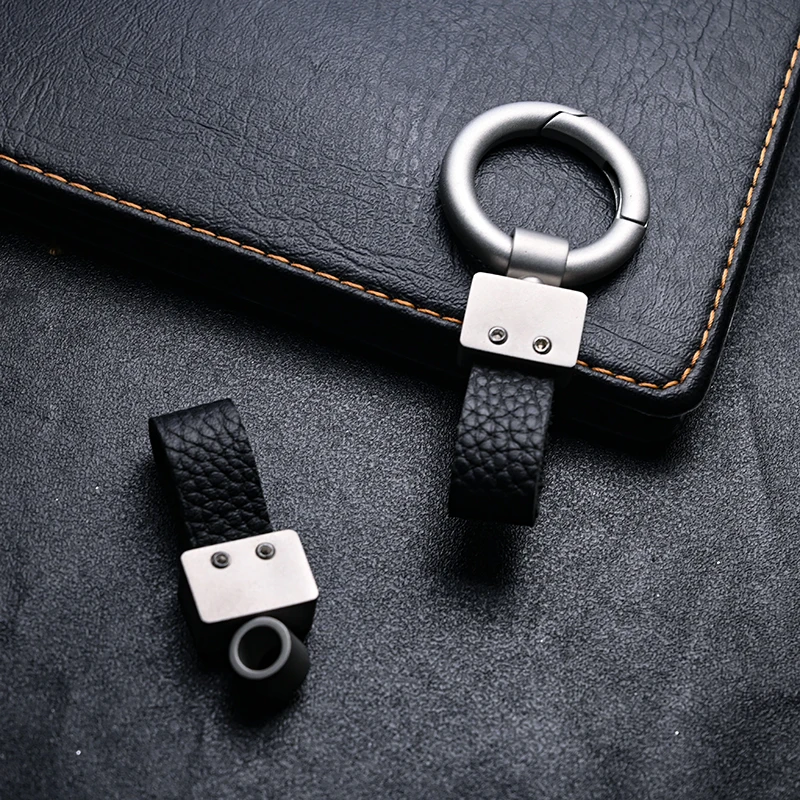 316 Stainless Steel Car Keychain For Men,Titanium Alloy Waist Key Ring With Lychee Grain Leather,Outdoor Key Holder Pendant