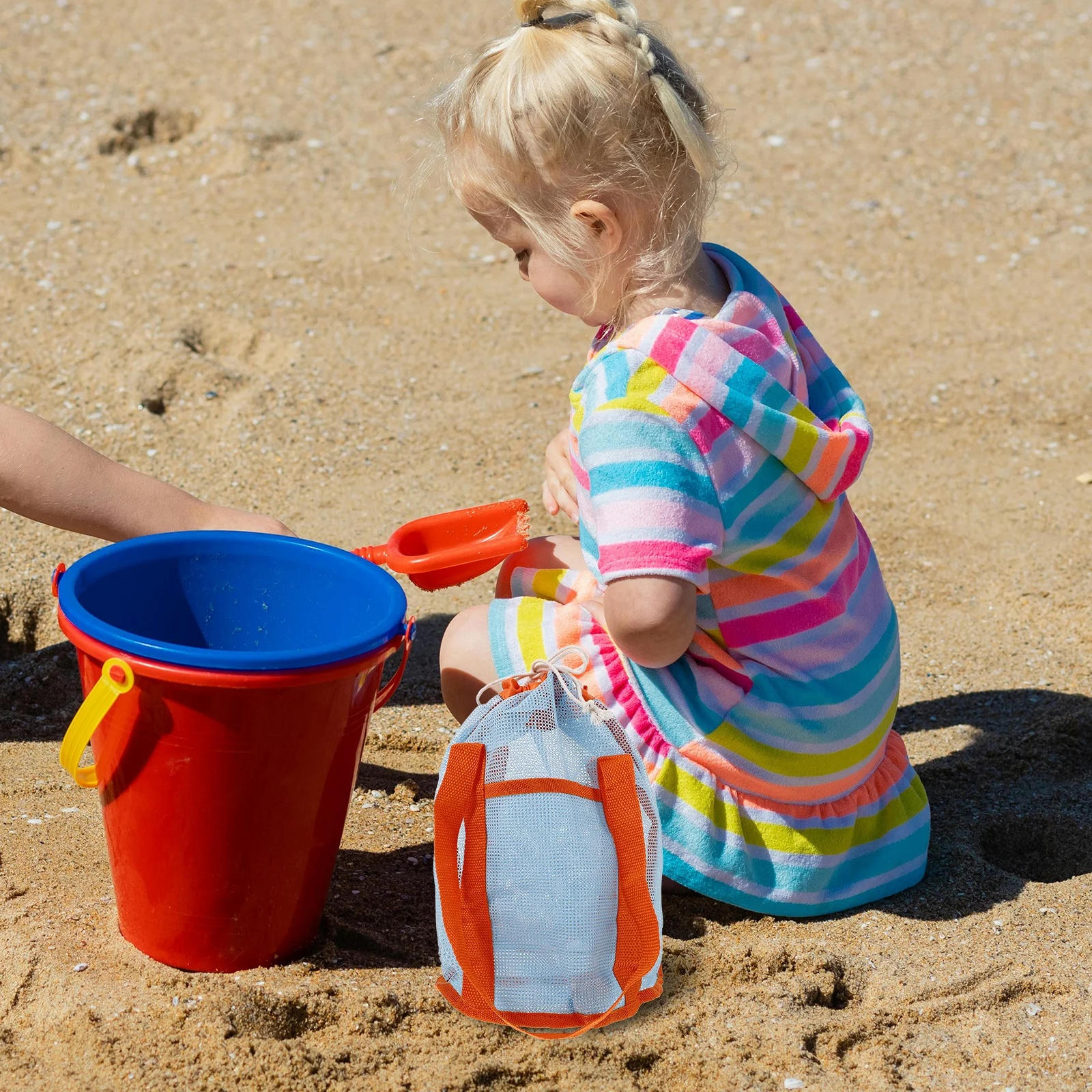 تخزين شبكة الرمال للأطفال على الشاطئ حقيبة حمل منظم للأطفال حقيبة شاطئية محمولة برباط حقيبة شبكية لأطفال حمام السباحة