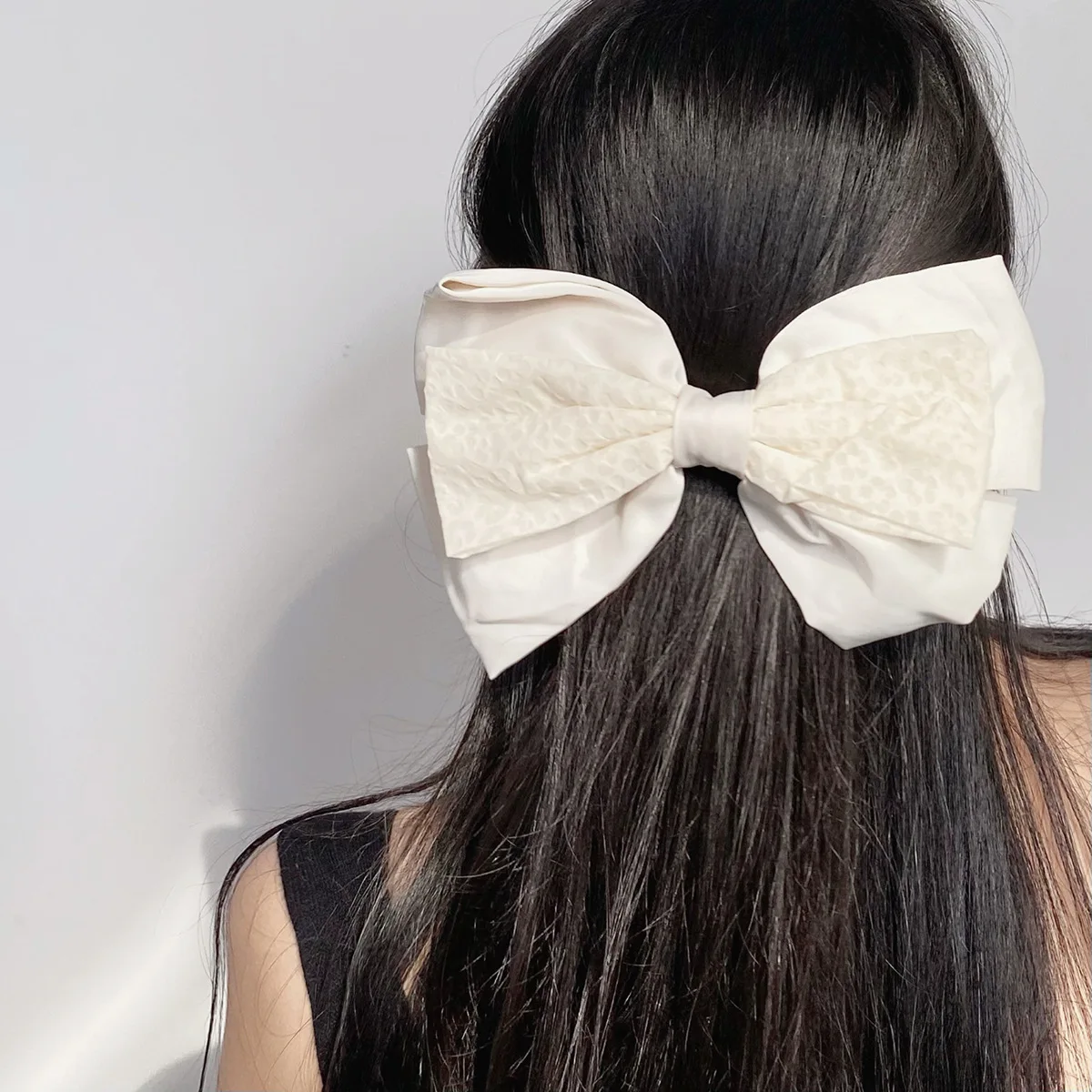 Silky satin big bow hairpin spring clip, high-end back head hairpin Korean ins Internet celebrity hair accessories woman