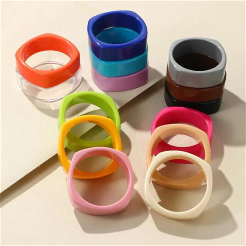 Vintage Acrylic Cuff Fashion Bangles for Women New Trendy multicolour Wide Geometric Resin Simple Bracelets Charm Jewelry