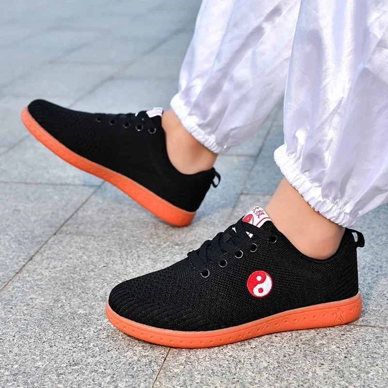 Casual Sneakers Training Tai Chi Shoes Middle-aged Elderly Soft Tai Chi Shoes Leather Side Beef Tendon Sole Anti-slip Fitness