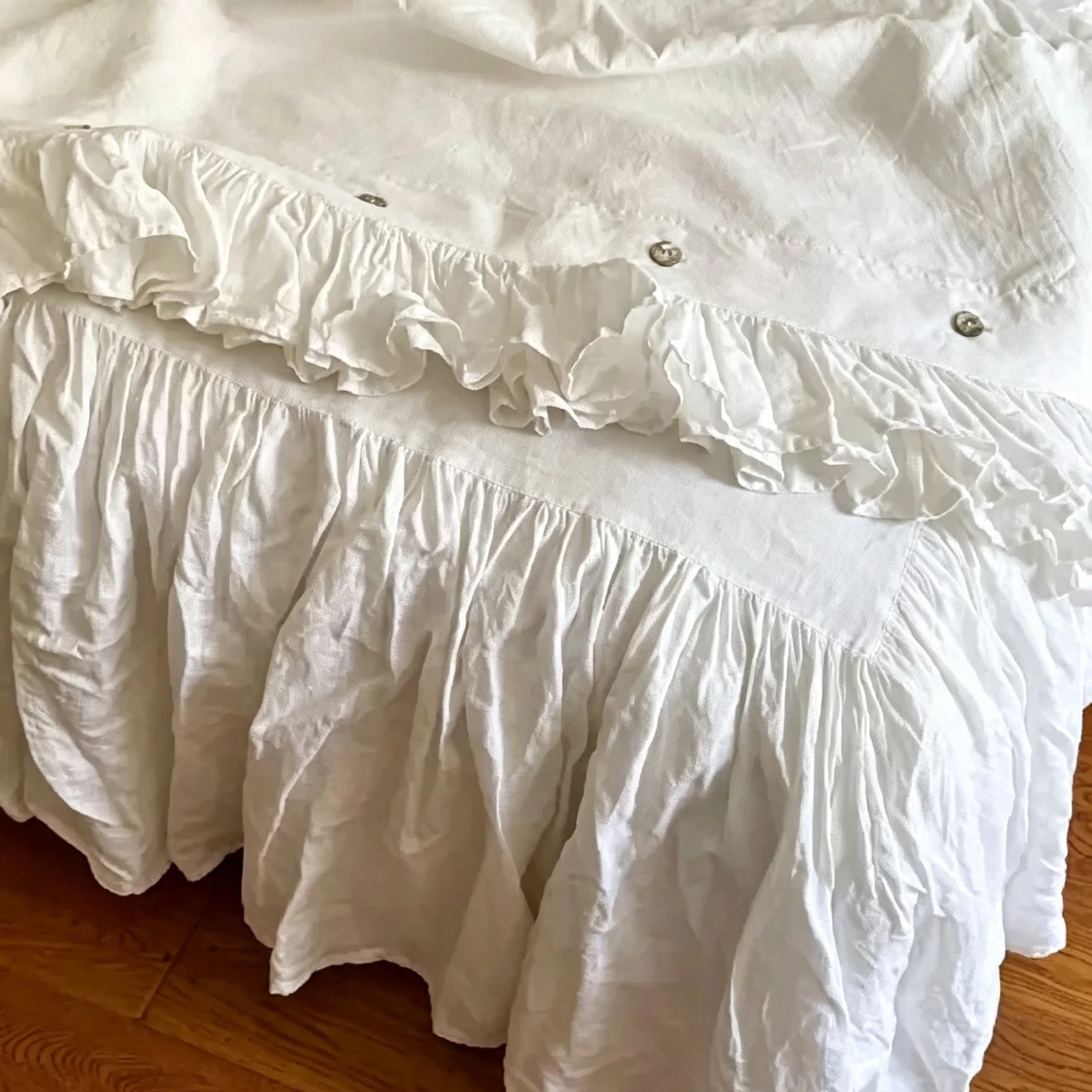 100% Linen Soft Breathable Bedding Set with Ruffle Duvet Cover,Bed Skirt and Pillowcases,King Bed Linen Size,Customizable