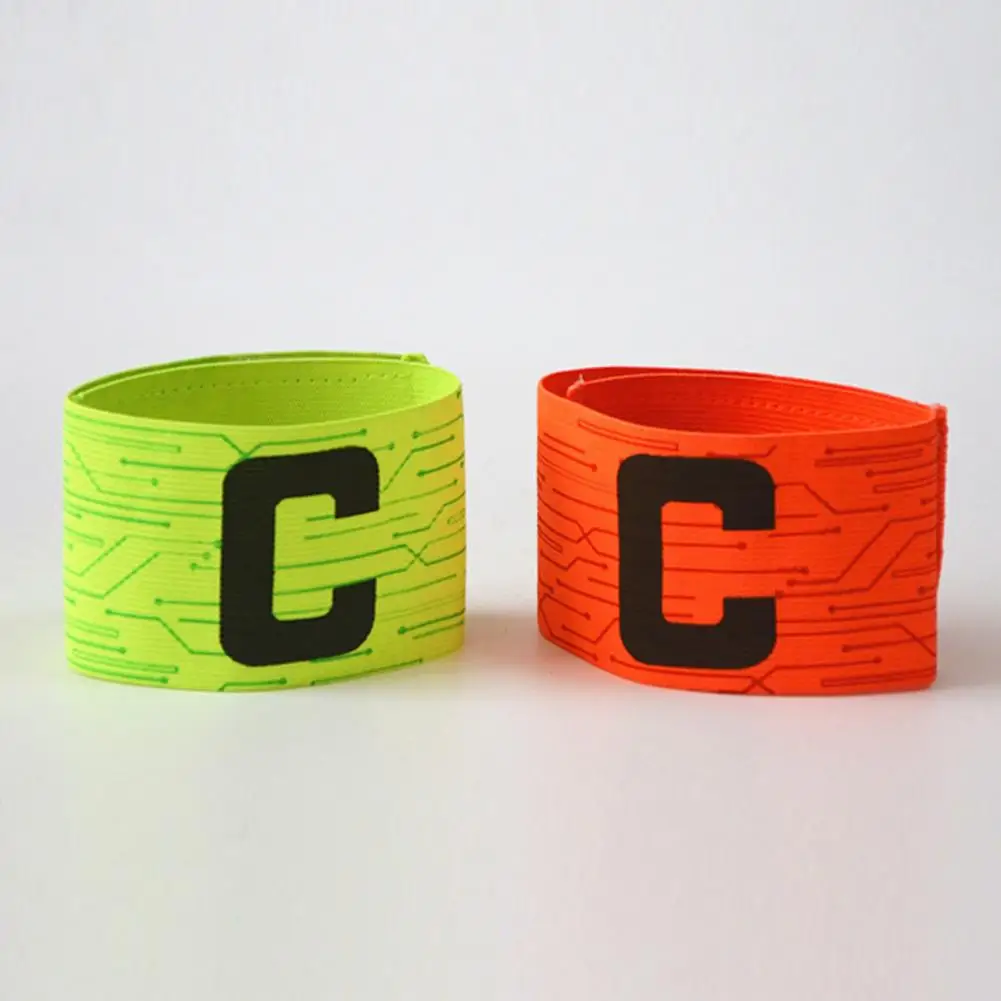 サッカーアームバンド 調節可能なファスナーテープ付き サッカーアームバンド 弾性アームバンド チームアクセサリー Капитан Амбэнд