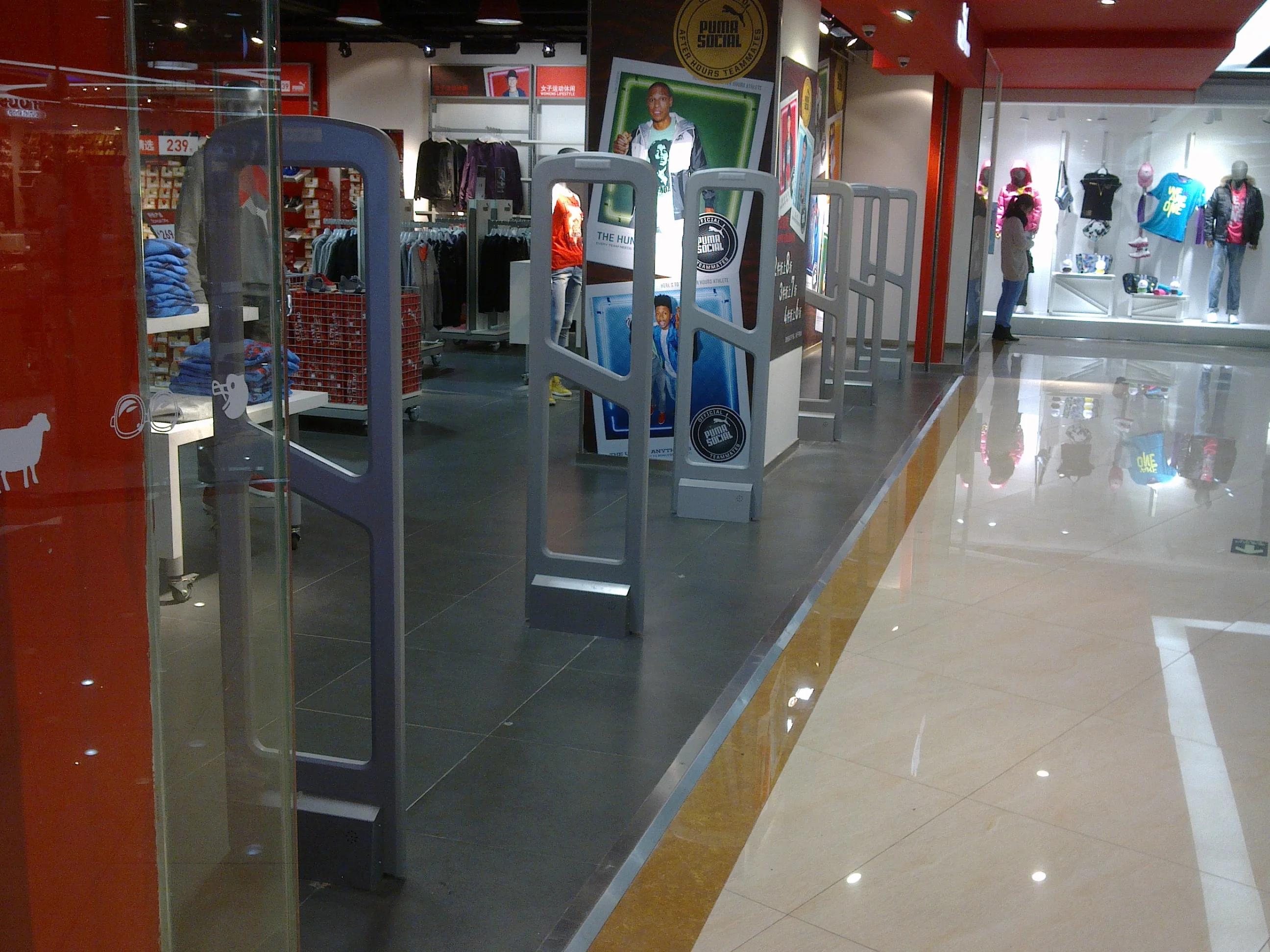 58Khz EAS sistem Alarm keamanan antimaling untuk toko ritel pencegahan kehilangan gerbang pintu sistem deteksi Tag perlindungan masuk