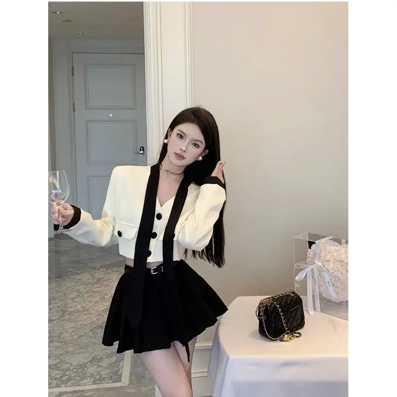 2024 Temperament Cropped Blazers Bow Tops Retro Slim Black Cake Skirts Beach Outfits for Women Chic Jacket Korean Style