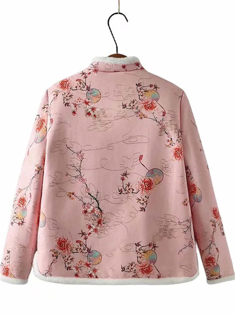 Plus Size Women\'s Clothing Winter Coat Warm Jacket With Chinese Style Flowers Design Thickened Coat With Cotton And Plush Inside