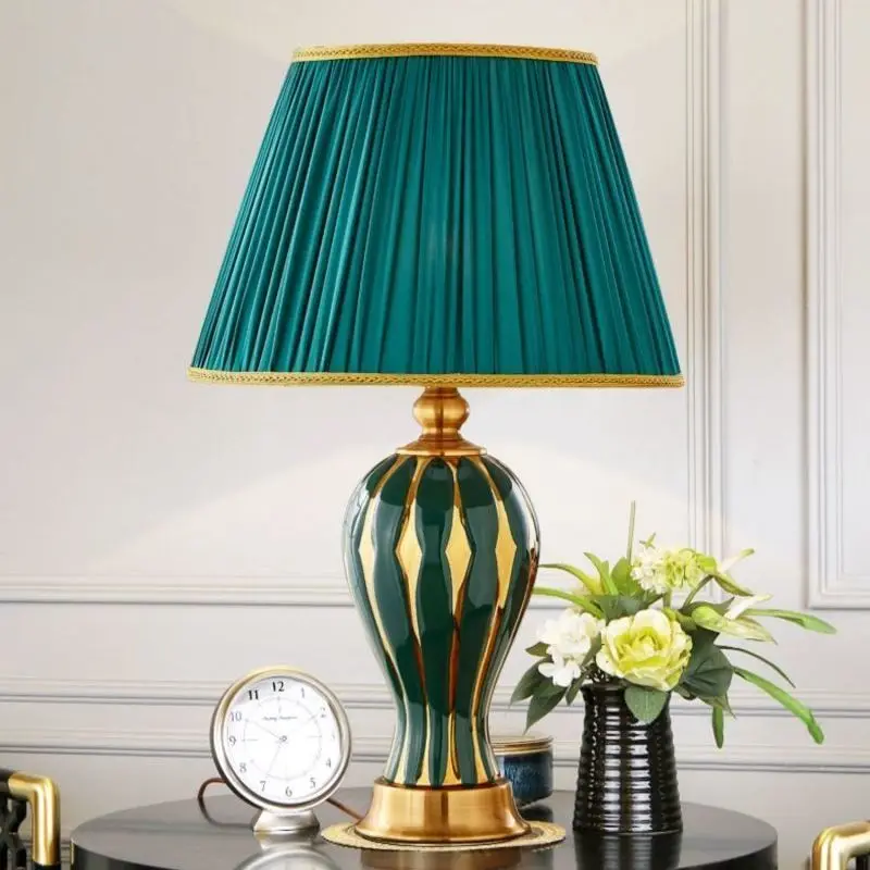 

American ceramic desk lamp Bedroom bedside lamp Simple modern living room sofa corner few lamps Nordic home study desk lamp