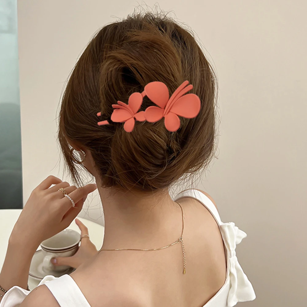 Solid Color Butterfly Hairpin Fashion Barrette Acrylic Hair Clips Claw Duckbill Ponytail Styling Headwear Women Hair Accessories