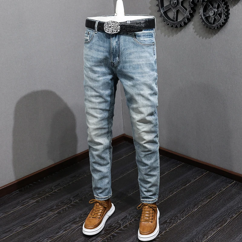 

Italian Style Fashion Men Jeans Retro Light Blue Slim Fit Designer Jeans Men Stretch Trousers Vintage Casual Denim Pants Hombre