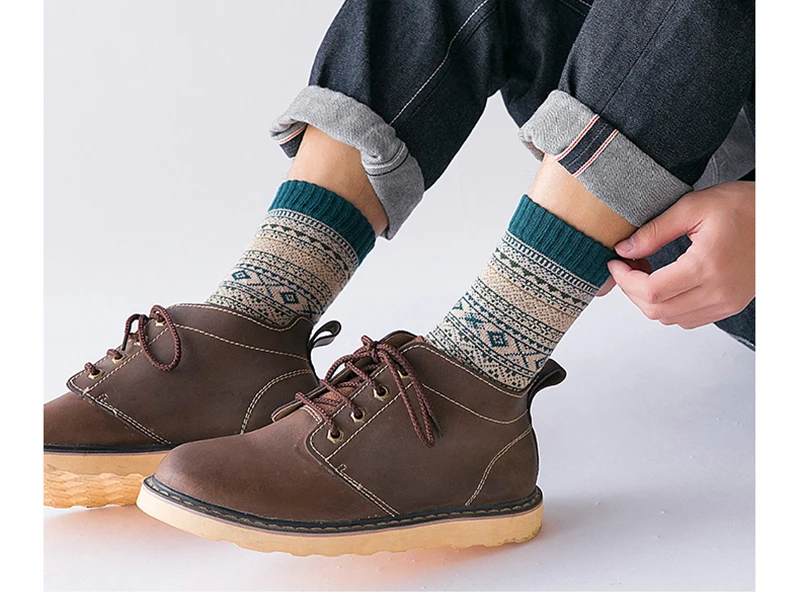 HSS Brand 5 Paar Winter-Herrensocken, dicke Schafwollsocken, warme Herrensocken im Retro-Stil, bunte modische Herrensocken für Schneestiefel – Detail 10