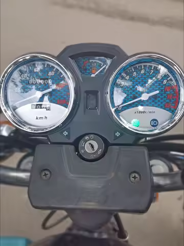 Motorcycle Speedometer Assy for Suzuki Haojin Haojue Skygo Lifan Loncin Qjmotor Dayang EN125 GN125 HJ125 QJ125 EN150 Meter Clock