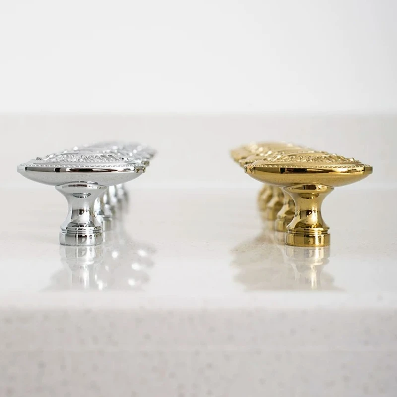 Brass European Gold and Silver Drawer Single Hole Retro Pull Style Light Luxury Shoe Cabinet Kitchen Cabinet Door Handle Knob