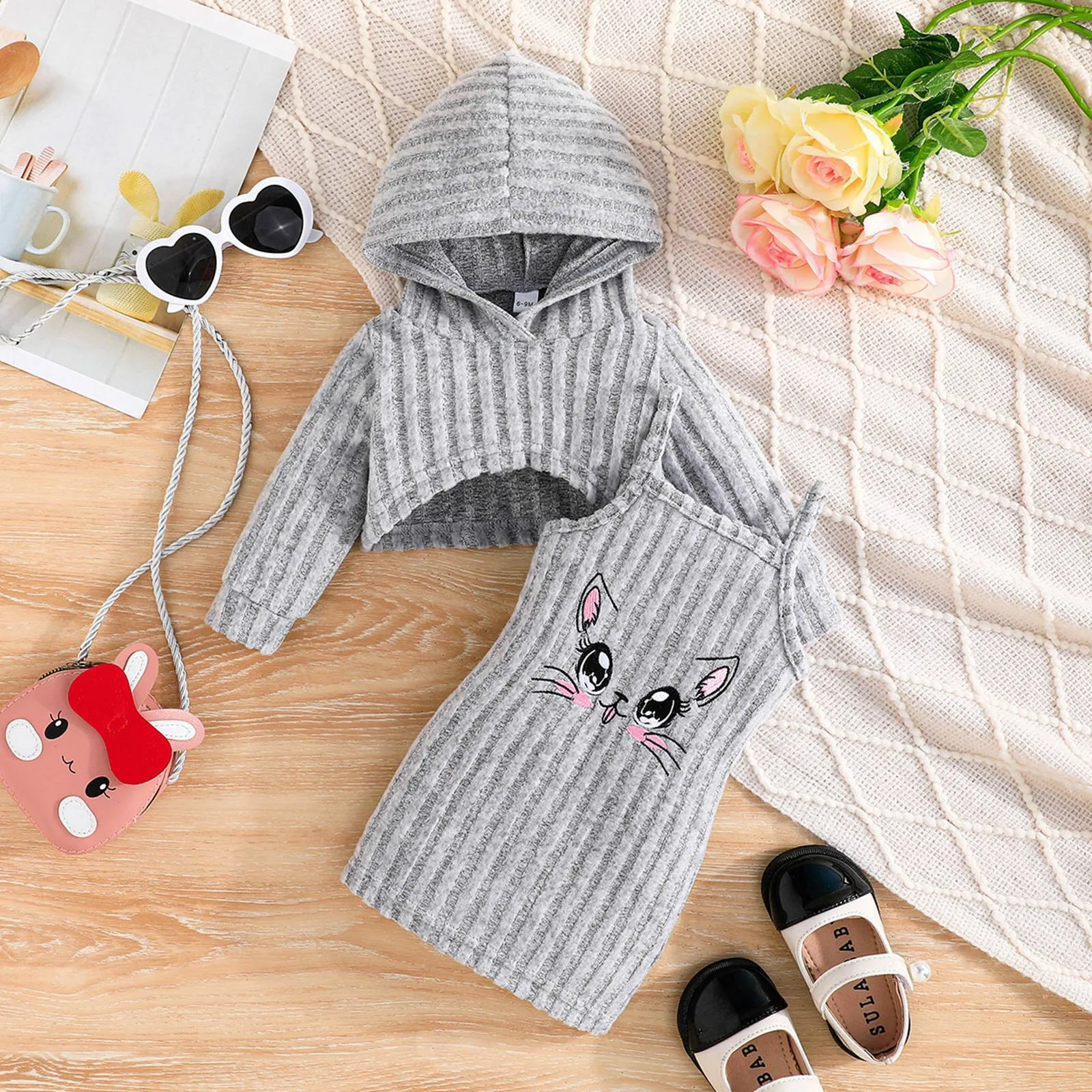 

Winter and Autumn Cute Girls Hooded Cardigan Pit Striped Elastic Grey Long Sleeved Top+Dress Two Piece Girls Fashion Knitted Set