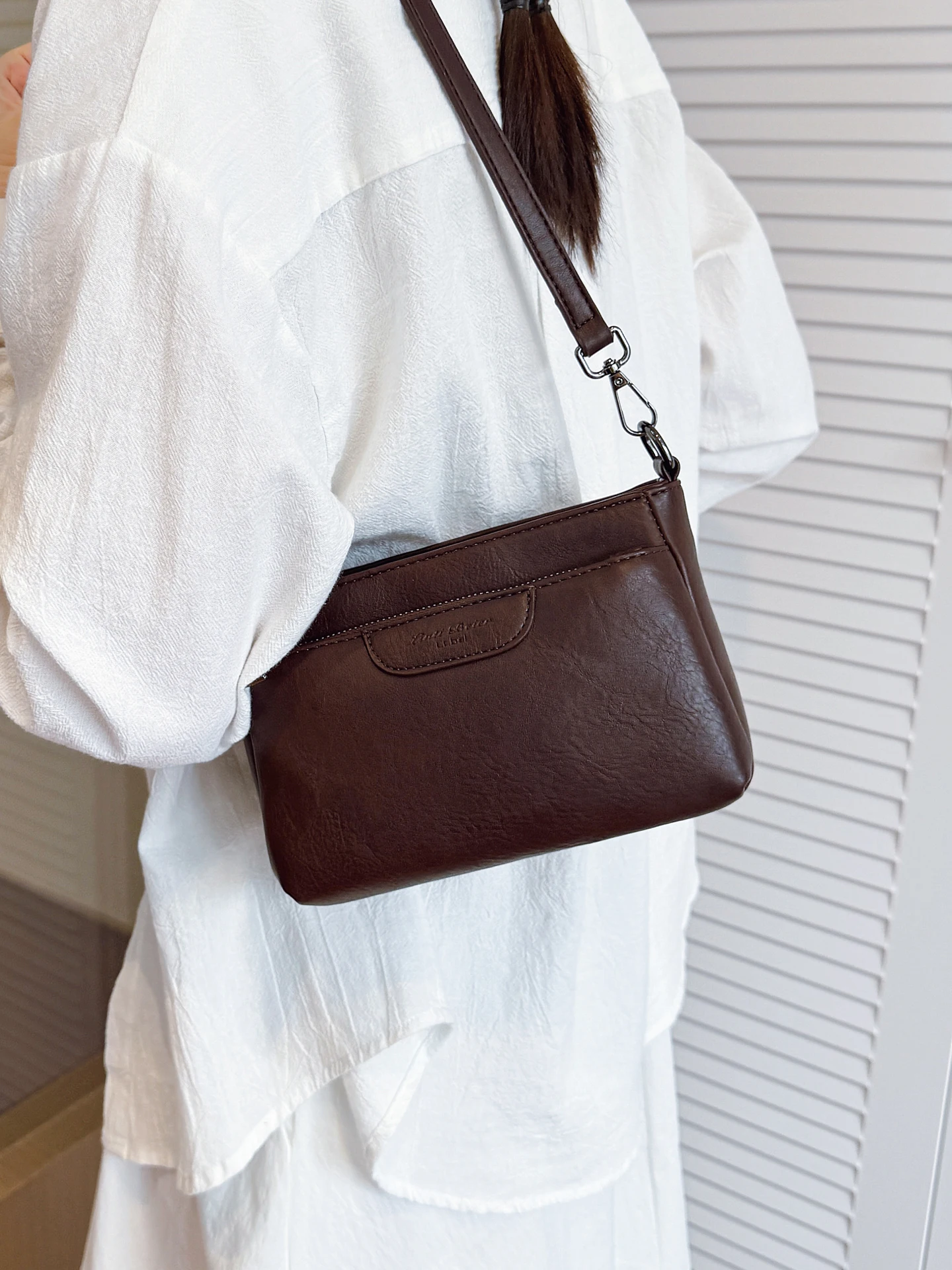 

Vintage PU Leather Women Crossbody Bags Autumn New High End Solid Color Zipper Shoulder Bag High Quality Casual Messenger Bag