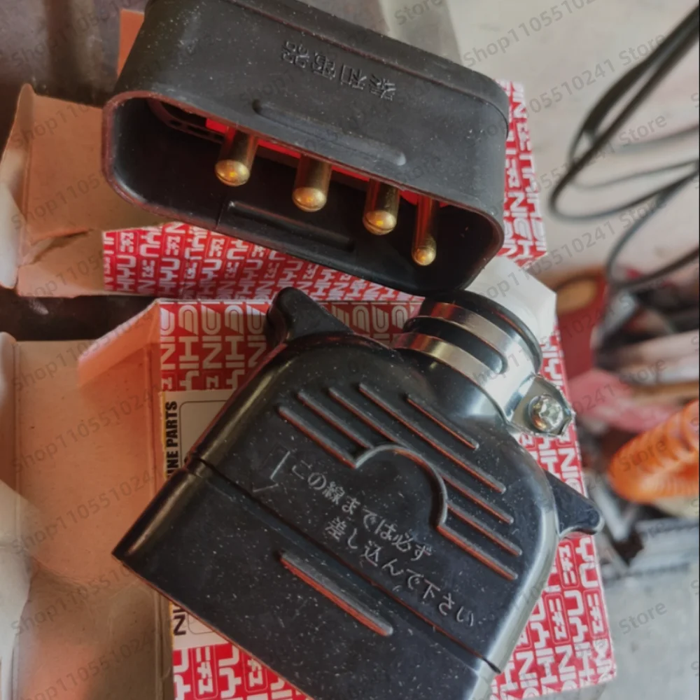 Forklift Power Charger 37010-10870 30A 250V Electric Male and Female Plug