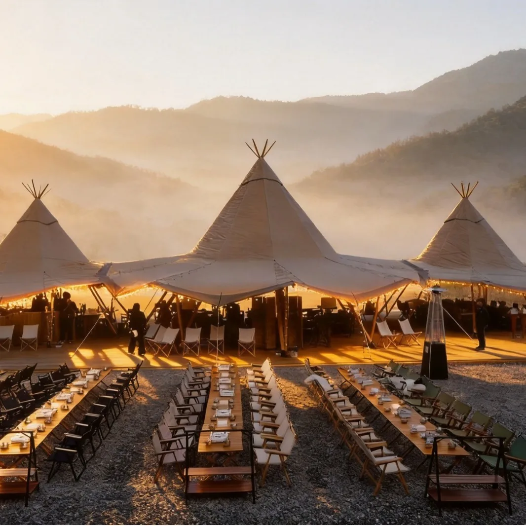 Outdoor, straw hat tent big canopy camp outdoor bed and breakfast restaurant bar team building canopy tipi tent